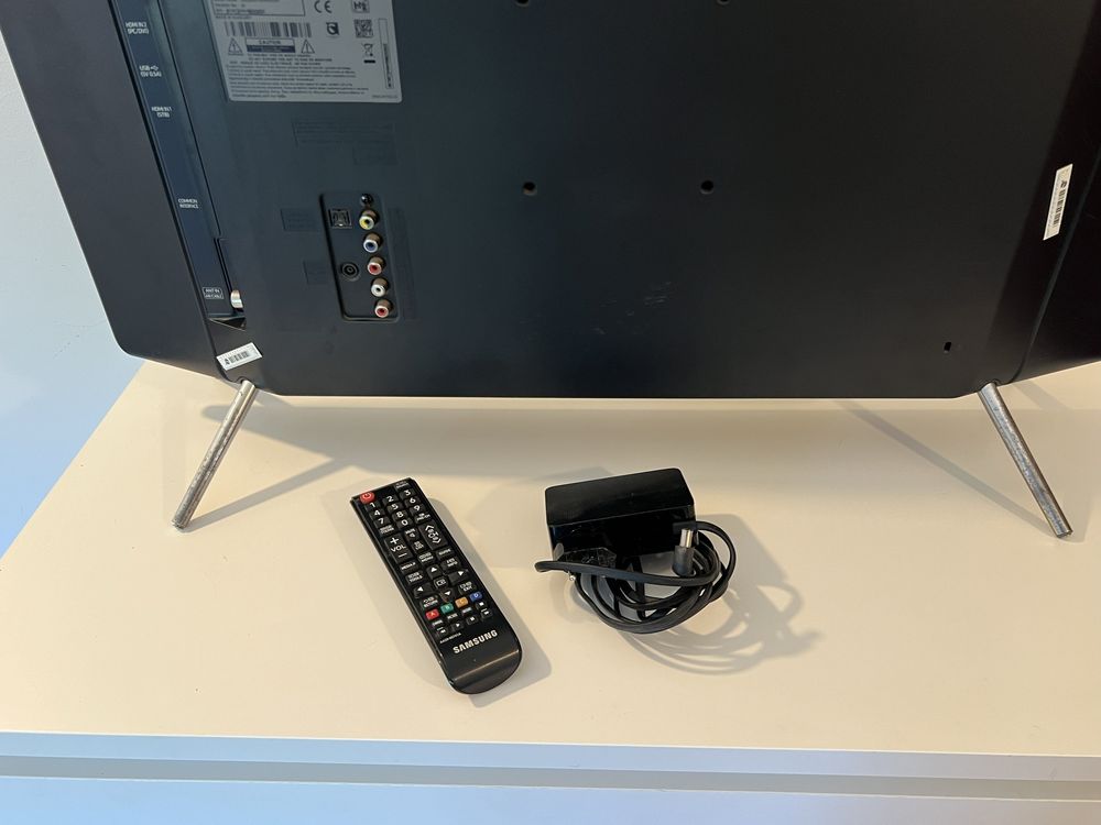 TV LCD Samsung UE32K4100