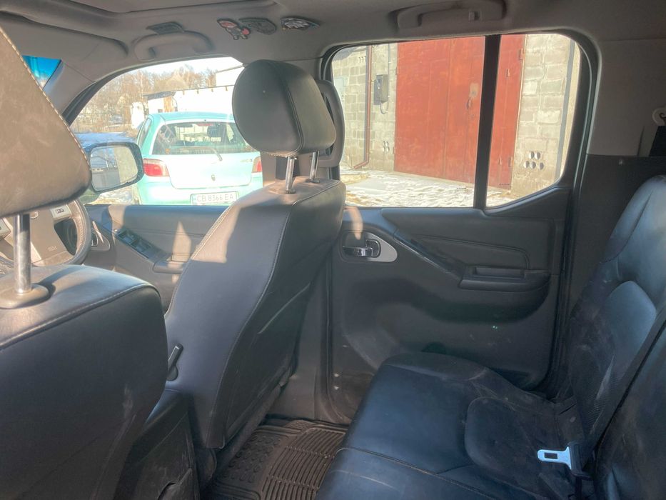 Nissan Navara 2012