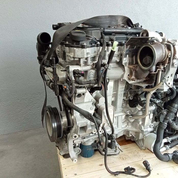 Motor PEUGEOT 2008 1.2Puretch 130cv  2024 em Stock