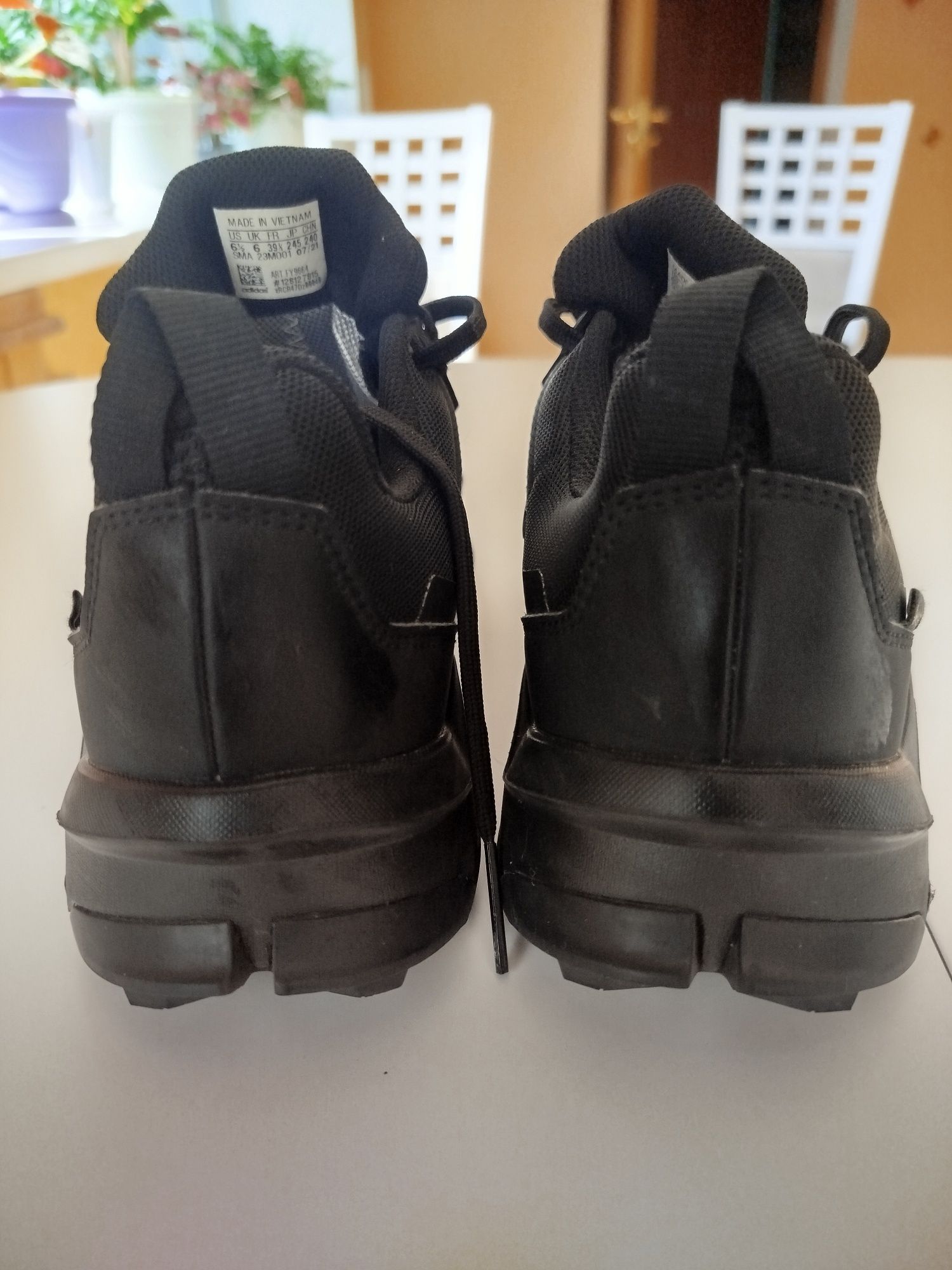 Кросівки чоловічі Adidas Terrex Ax4 Gore-Tex HP7395 розмір 39