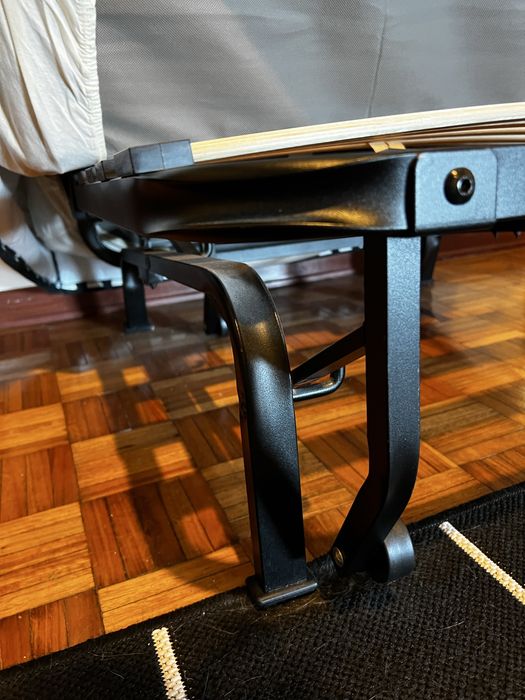 LYCKSELE LÖVÄS sofá-cama capa preta e branca