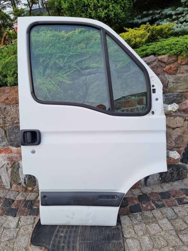 opel movano renault master  drzwi przednie prawe prawy przód