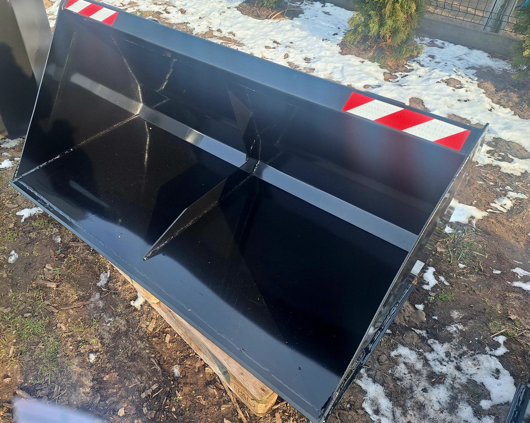 Łycha Łyżka Szufla do ciągników różne mocowania do Ładowaczy czołowych