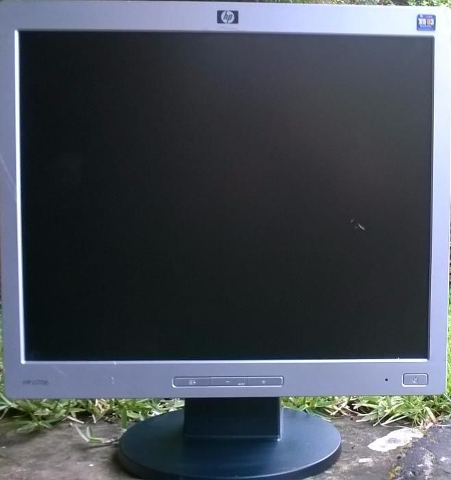 Monitor TFT HP 17