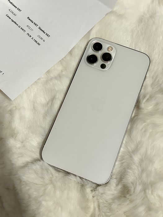 iPhone 12 Pro biały – ładny stan, kondycja 82%, z dowodem zakupu