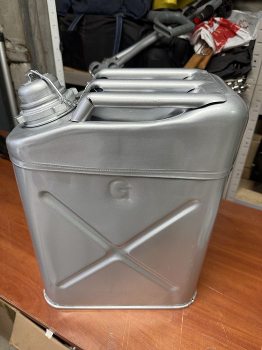 Toyota каністра 20 літрів оригінал нова