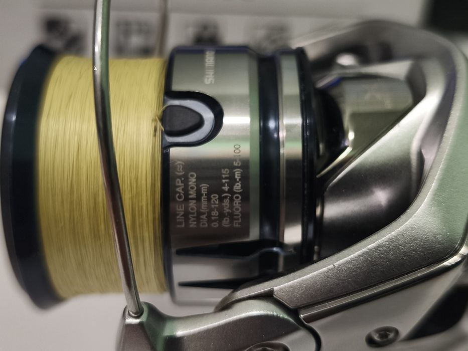 Shimano 19 Stradic 2500s,Azura Safina-X 83ML 2.28м 0.8-7г