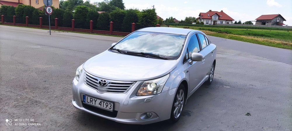 Toyota avensis T-27 2.2 d-cat bezwypadkowy salon Polska