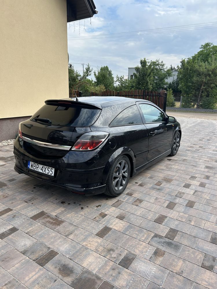 Opel Astra H 1.6 benz.+gaz (OPC Line)