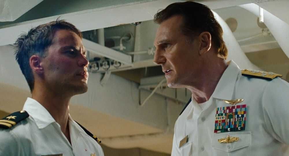 BATTLESHIP - Batalha Naval (Liam Neeson/Rihanna/Alexander Skarsgard)