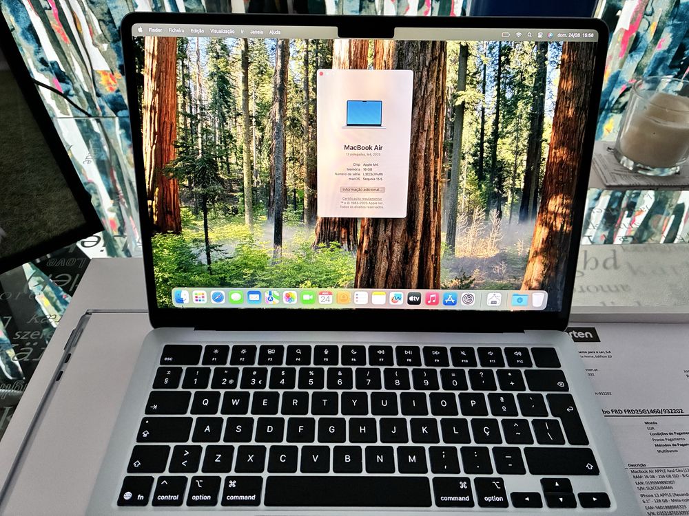 MacBook Air 2025 M4 NOVO com Fatura