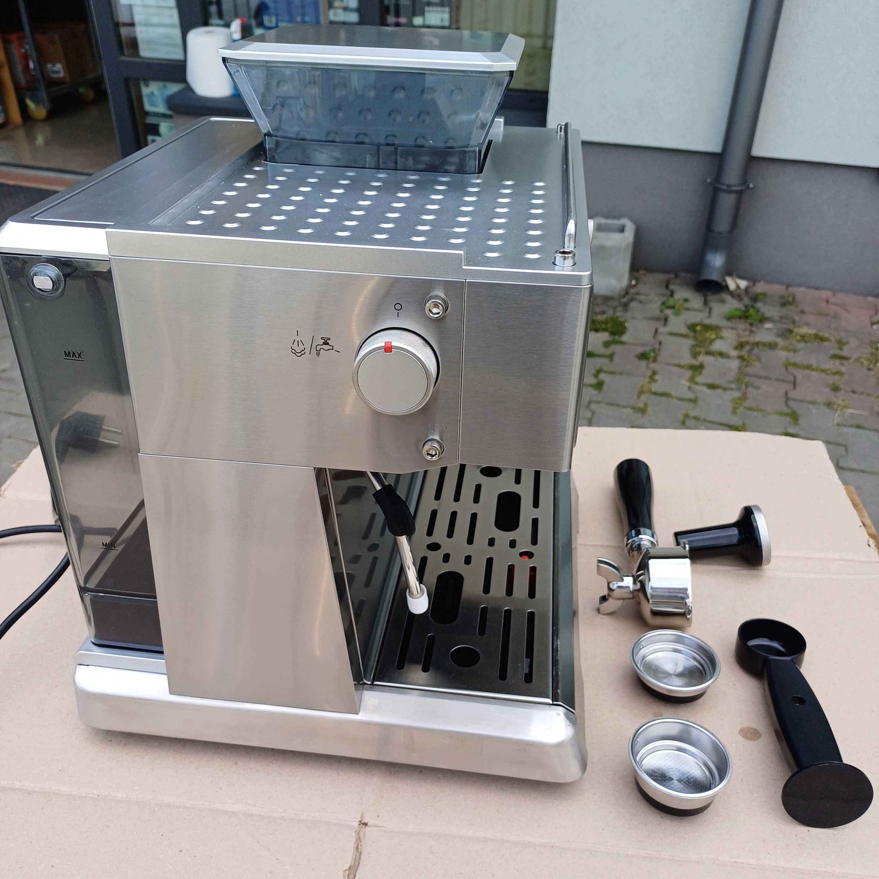 Ekspres do kawy REEMIX 20-bar z młynkiem i spieniaczem 1350W