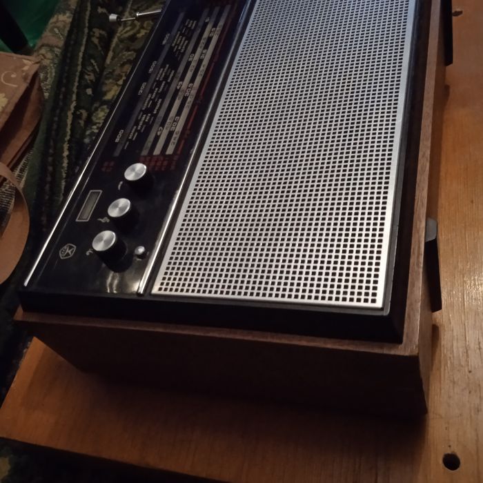 Радиоприёмник " Океан" 203 из СССР