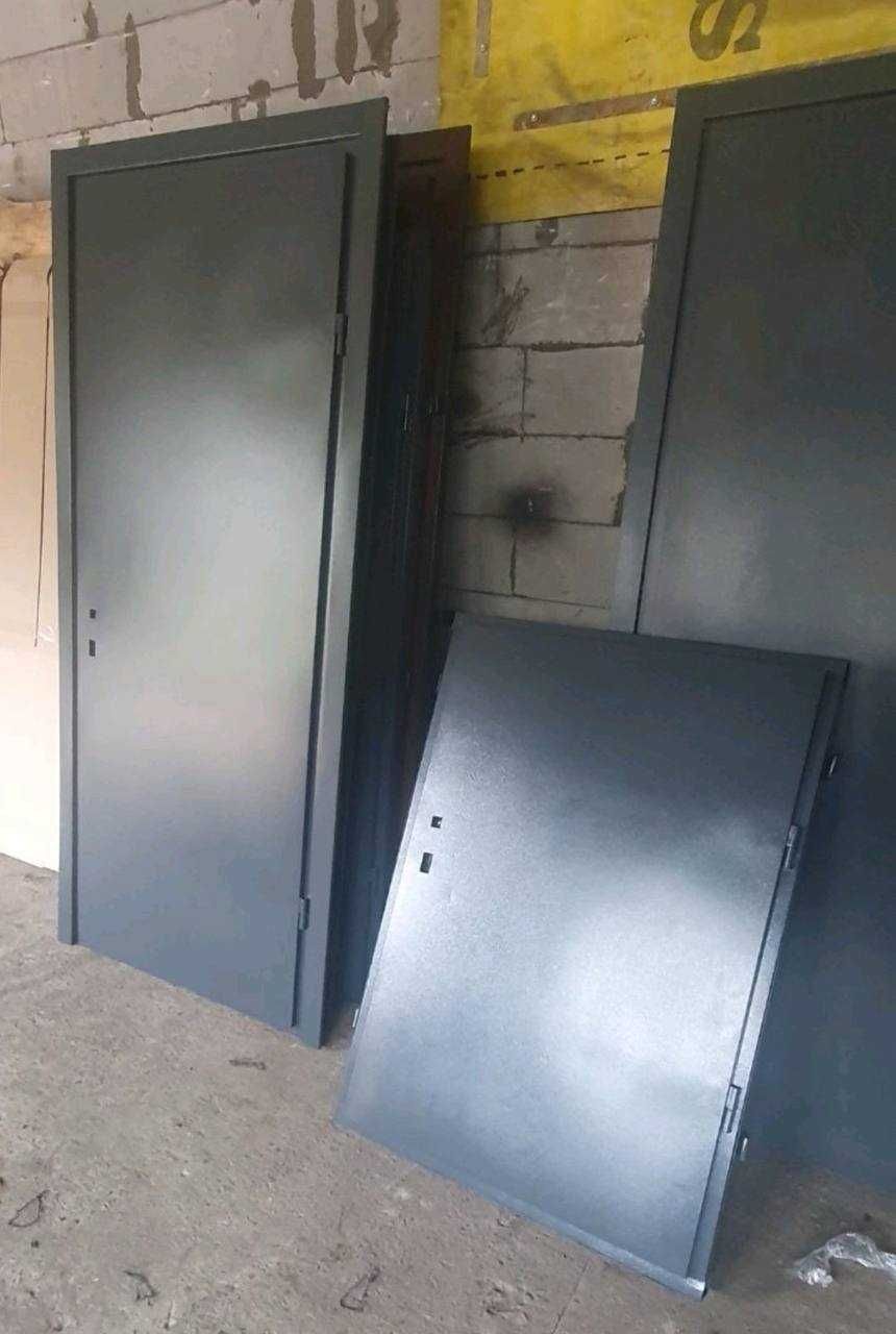 Бюджетные двери для гаража