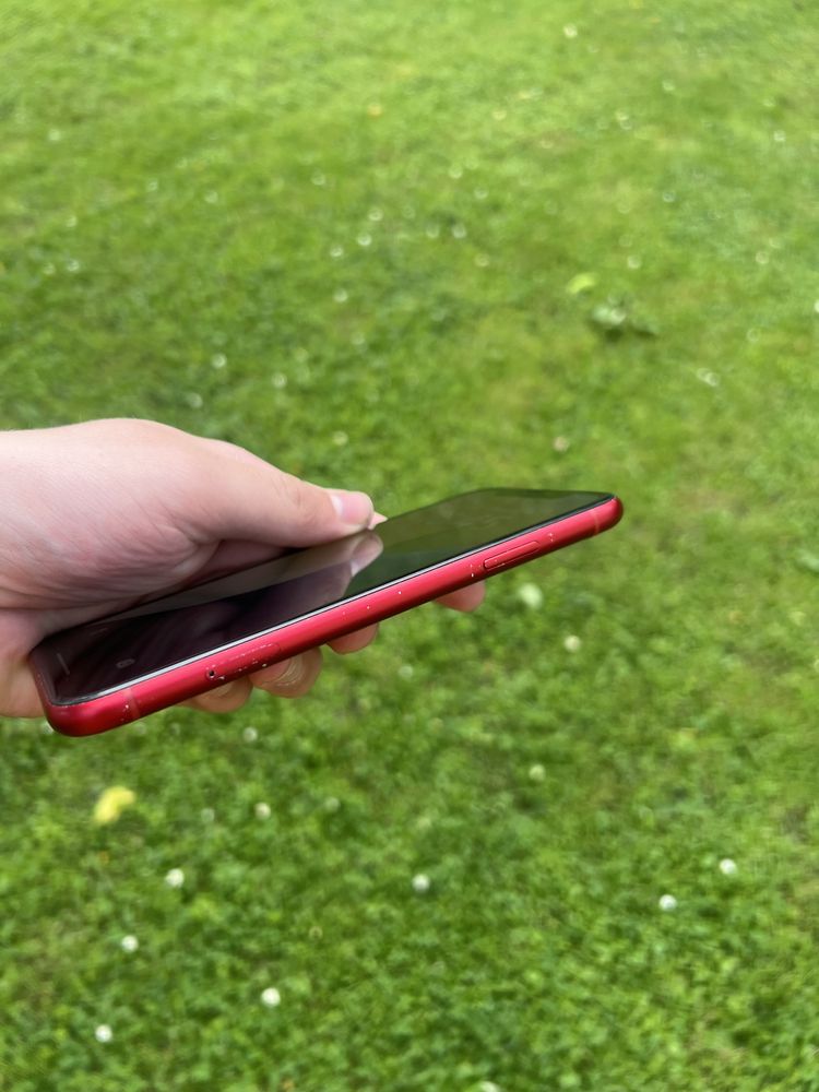 iPhone XR 64GB Product RED