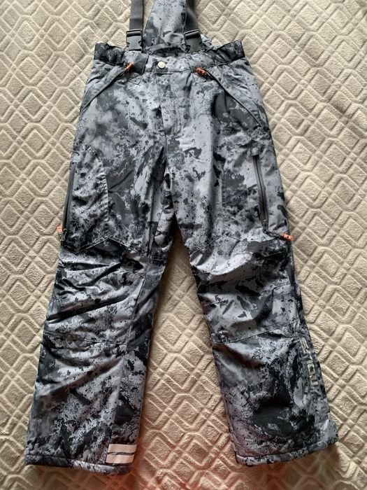 Spodnie narciary rozmiar 140