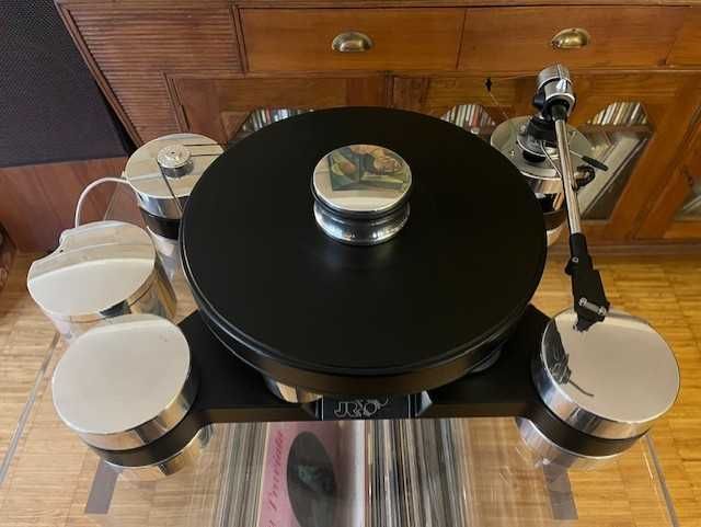 Transrotor Dark Star Silver Shadow Gramofon (SME clearaudio)