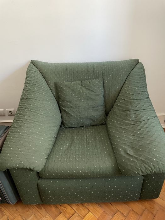 Vendo sofá 1 lugar verde com padrão