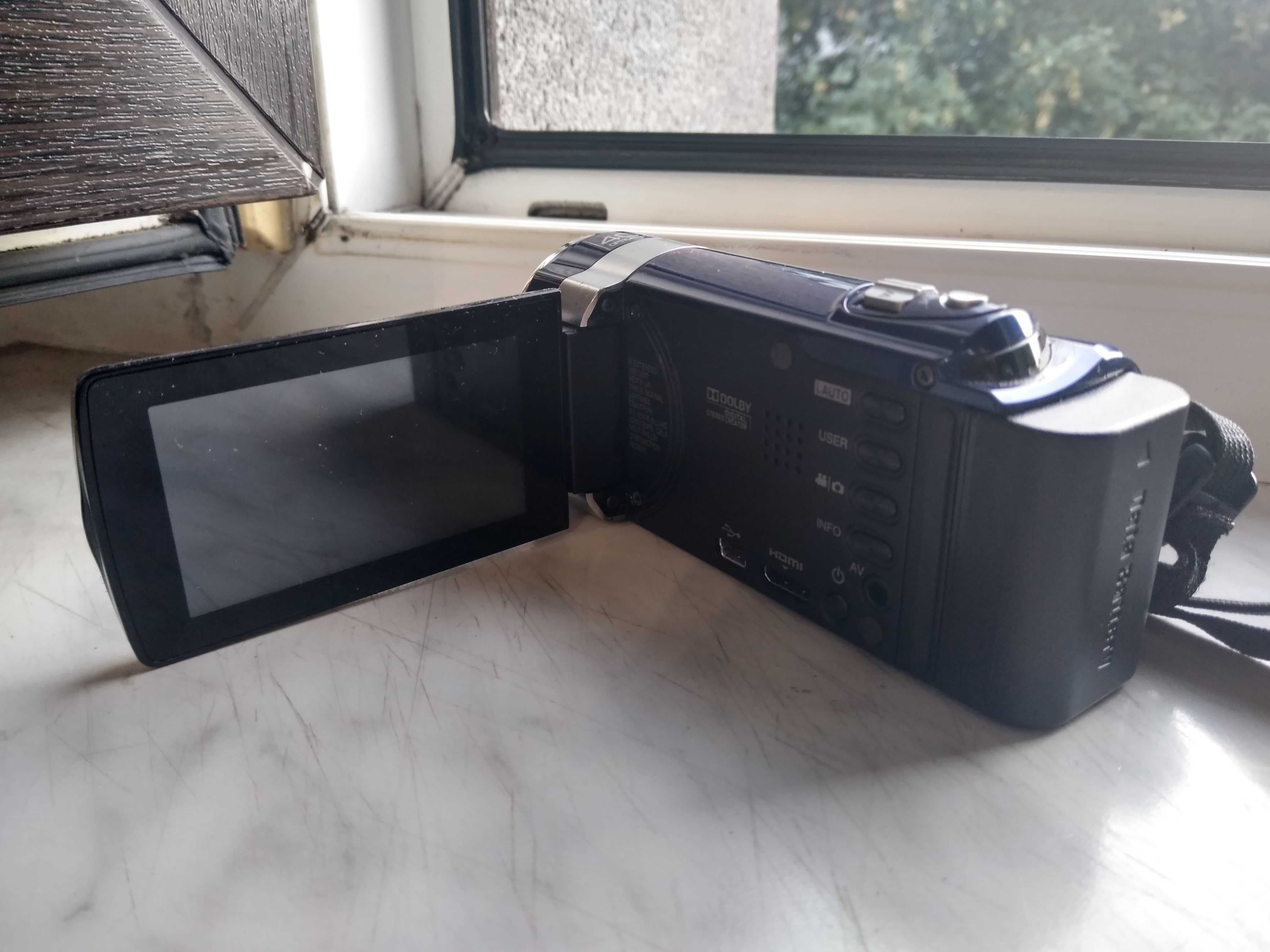 Sprzedam kamerę cyfrową JVC brak ładowarki oraz karty pamięci