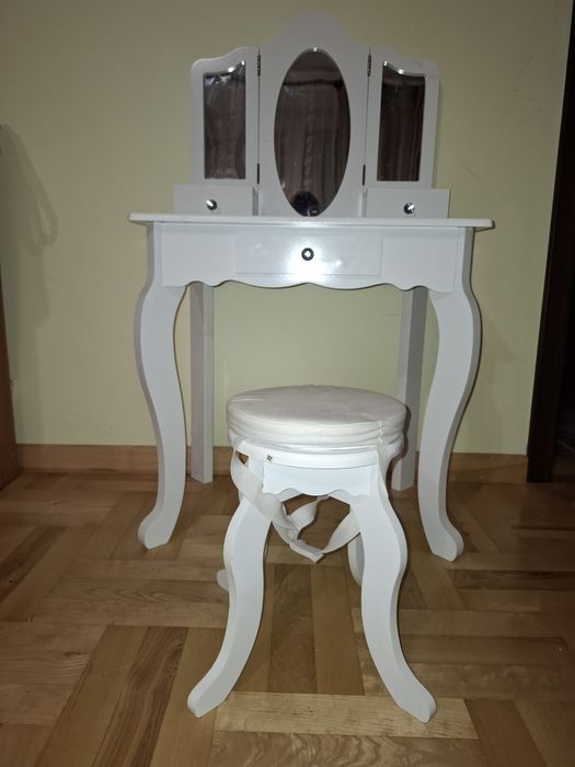 Biała Toaletka dziecięca