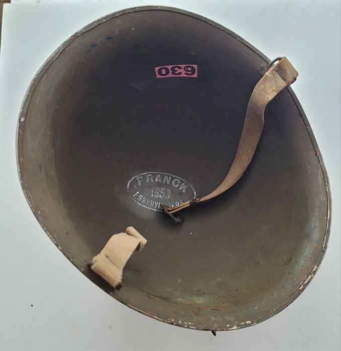 Hełm francuski z 1953 r - Franck Aubervilliers (630)