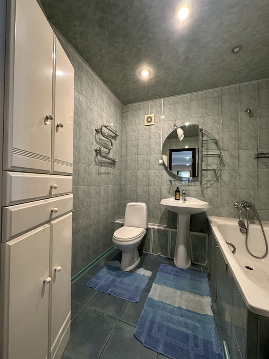 Велика 2к.квартира 62м, с видом на парк, 7/9