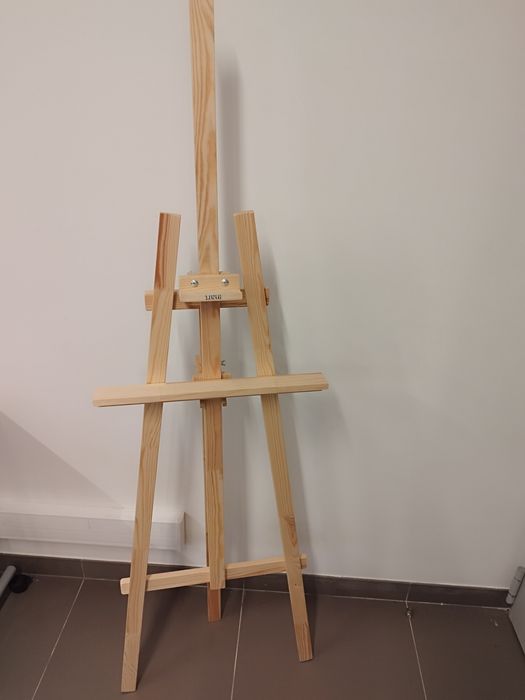 Cavaletes quase novos e Contraplacados