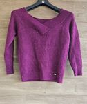 Fioletowy sweter damski  zdobiony cekiny Mohito M 38