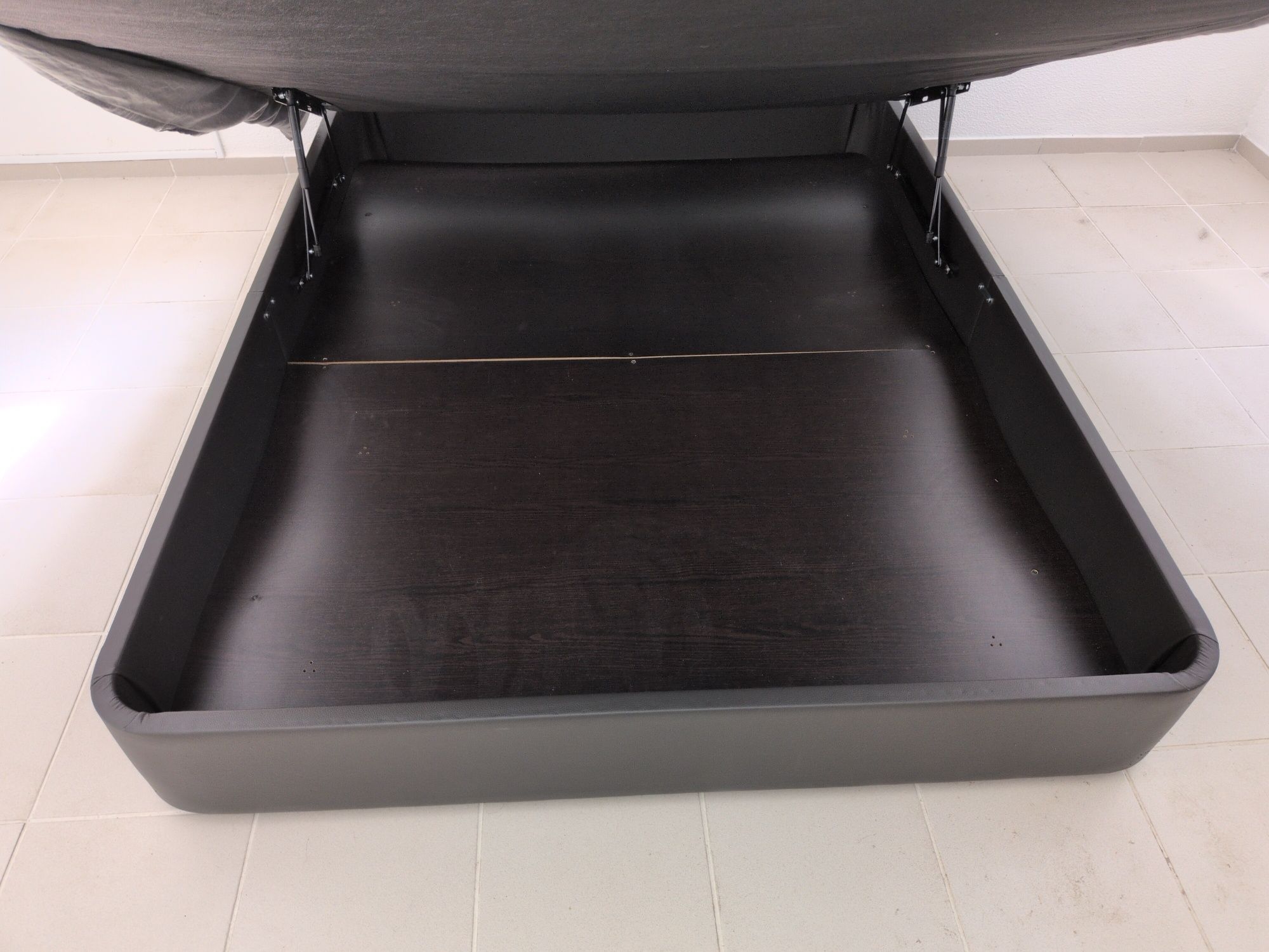 Conjunto Cama IKEA (tudo incluído)