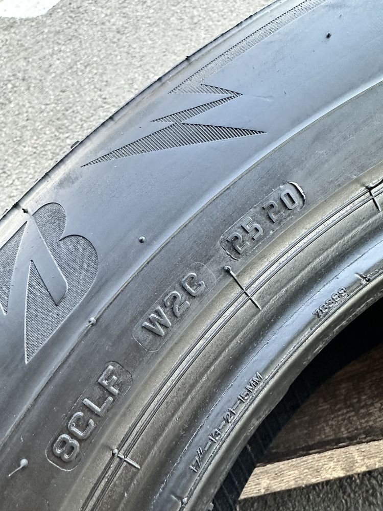 Шини 215 65 17 103H Bridgestone Blizzak LM005 пара
