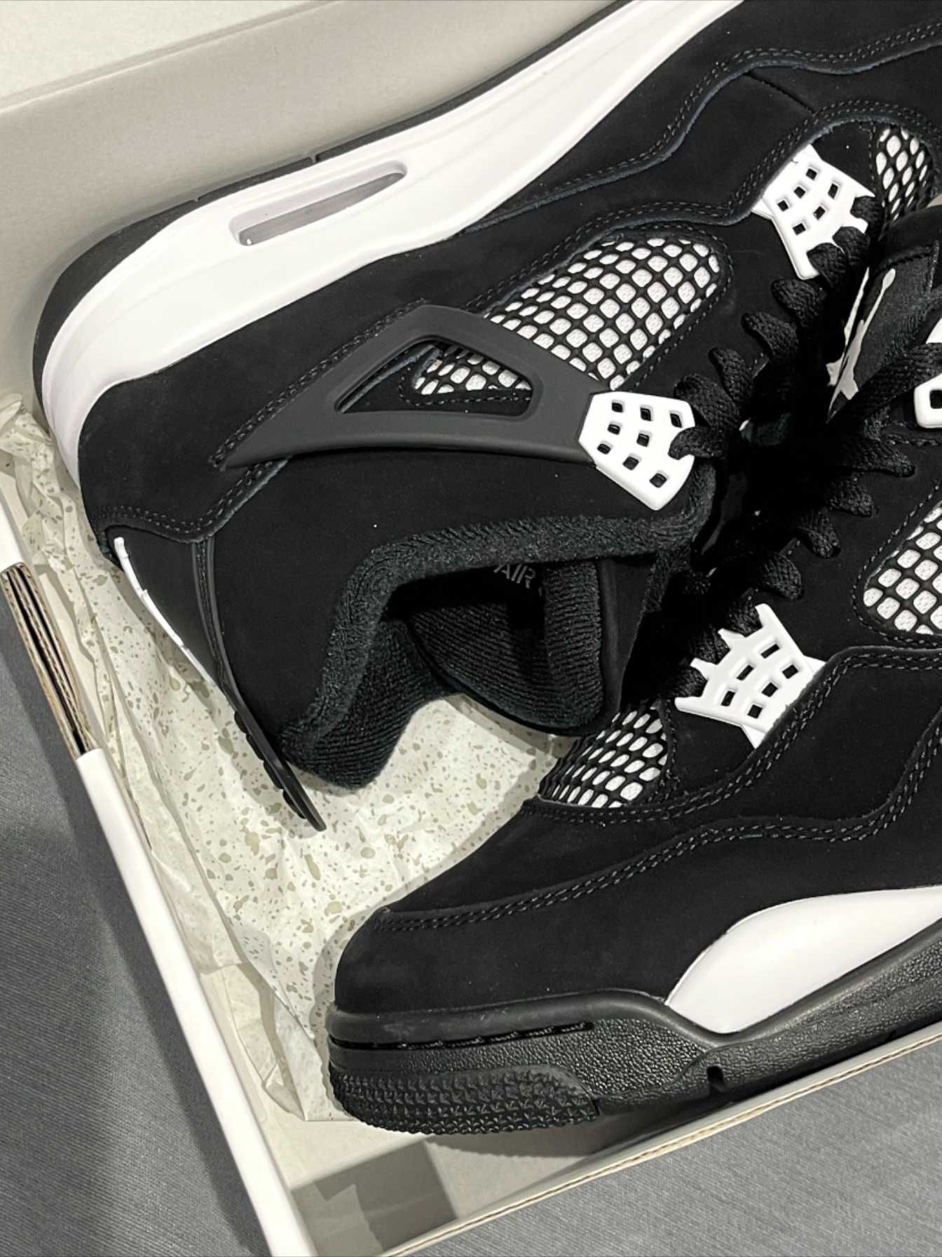 Jordan Air Jordan 4 Retro White Thunder R.43