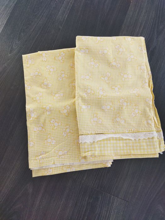 Saco de dormir e lençóis de berço