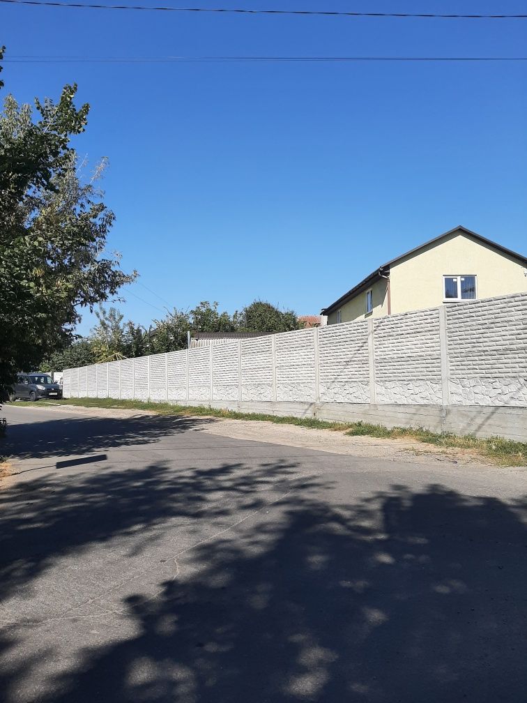 Продам будинок загальна 350м.кв. Бориспіль  (СТО у подарунок)