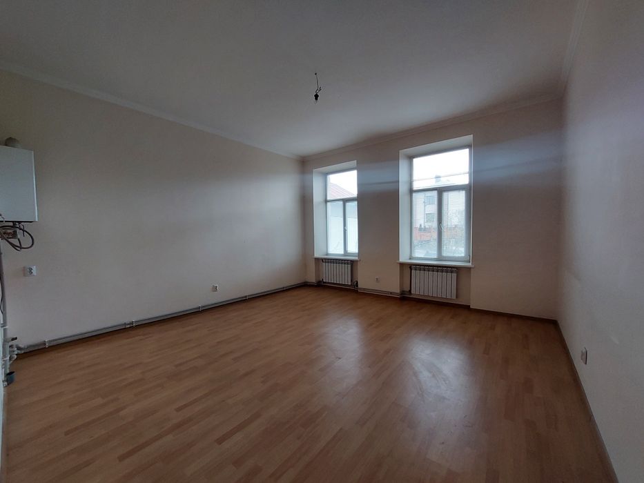 Продаж 2 кім. кв. приватн типу 79м2 вул. Франка м. Дрогобич