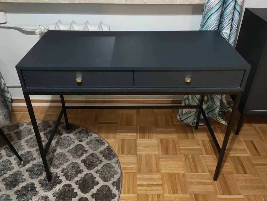 Granatowe biurko 103,5×50