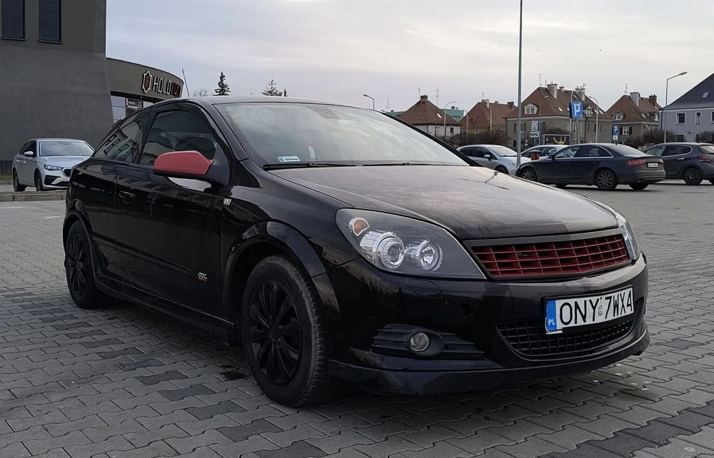 Opel Astra Opel Astra GTC OPC LINE 1.7 CDTI 2008r.