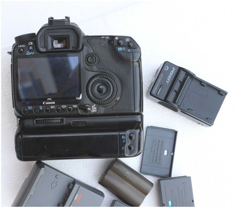 Canon 50D body+grip+aku