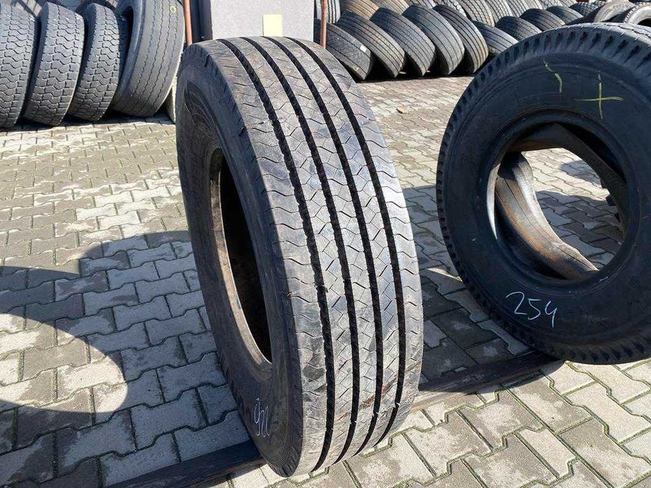 Opona używana prowadząca 295/80R22.5 CONTINENTAL HSR1 / 100% Bieżnika