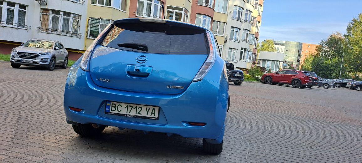 Nissan Leaf  98т.км webasto