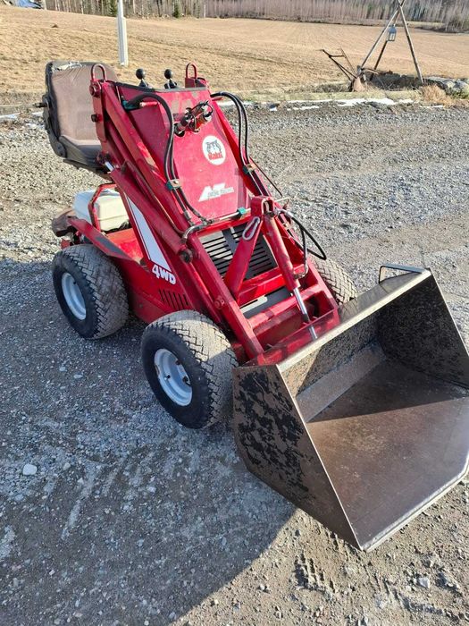 Mini ładowarka Avant