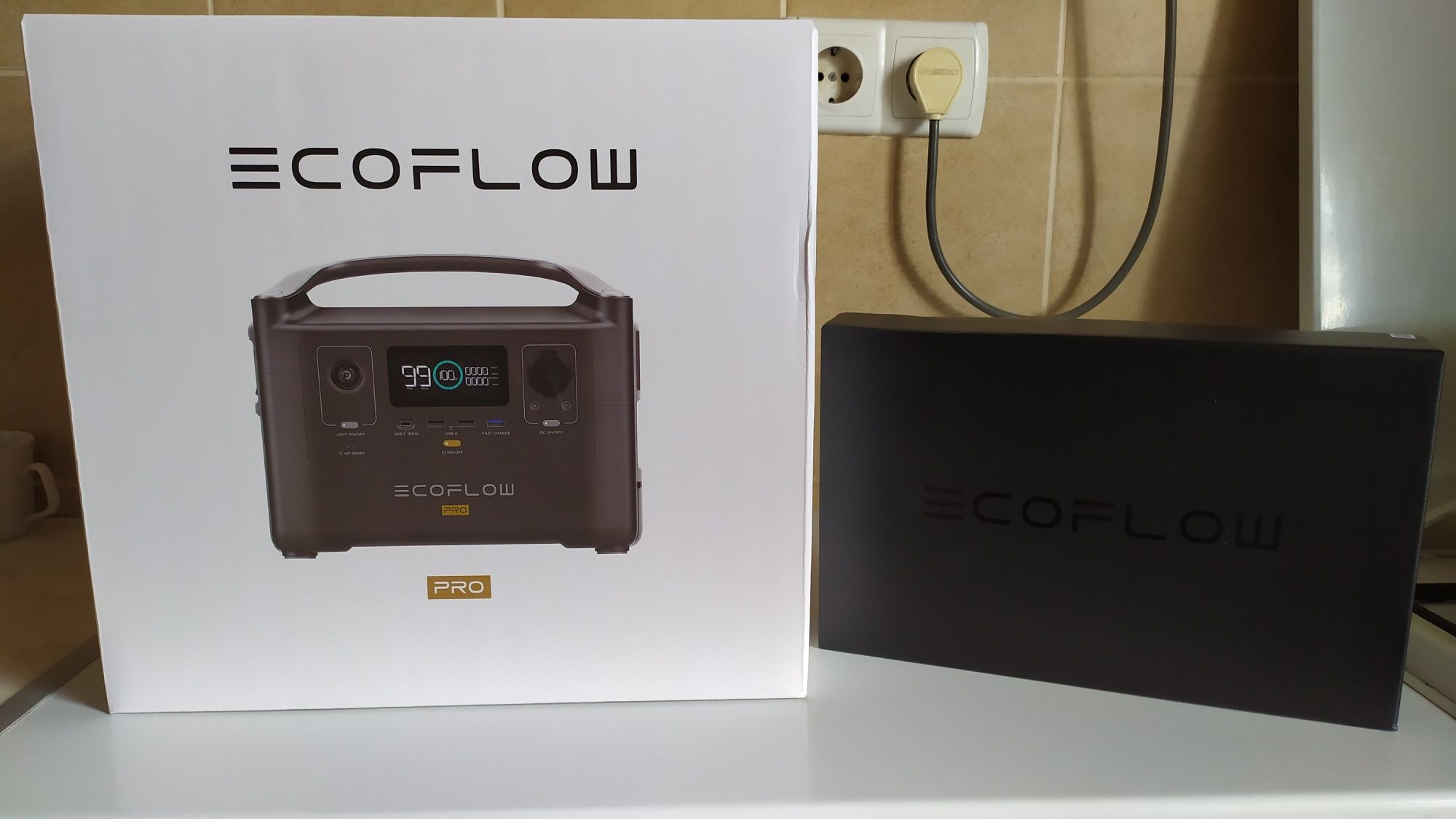 Зарядная станция Eco Flow RIVER Pro(220v/720Wh/600Вт)