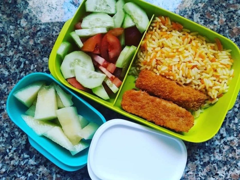 Snack com Divisórias + Caixa Sobremesa Tupperware