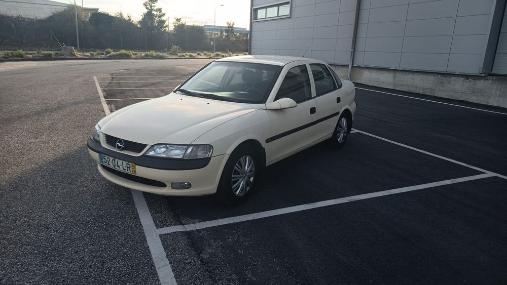 Vectra 2.0dti 101 cv