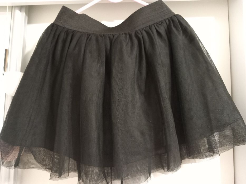 Spódnica H&M tiul czarna r. 134 używana