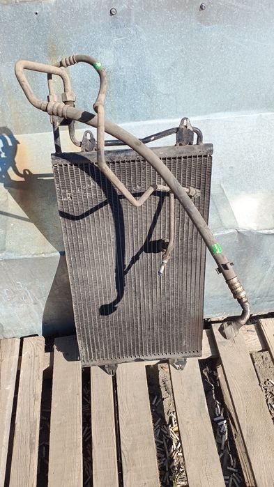Радиатор, компрессор,кронштейн, трубки кондиционера VW LT