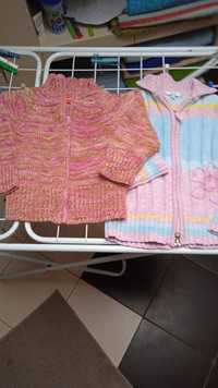 Dwa sweterki dla dziewczynki