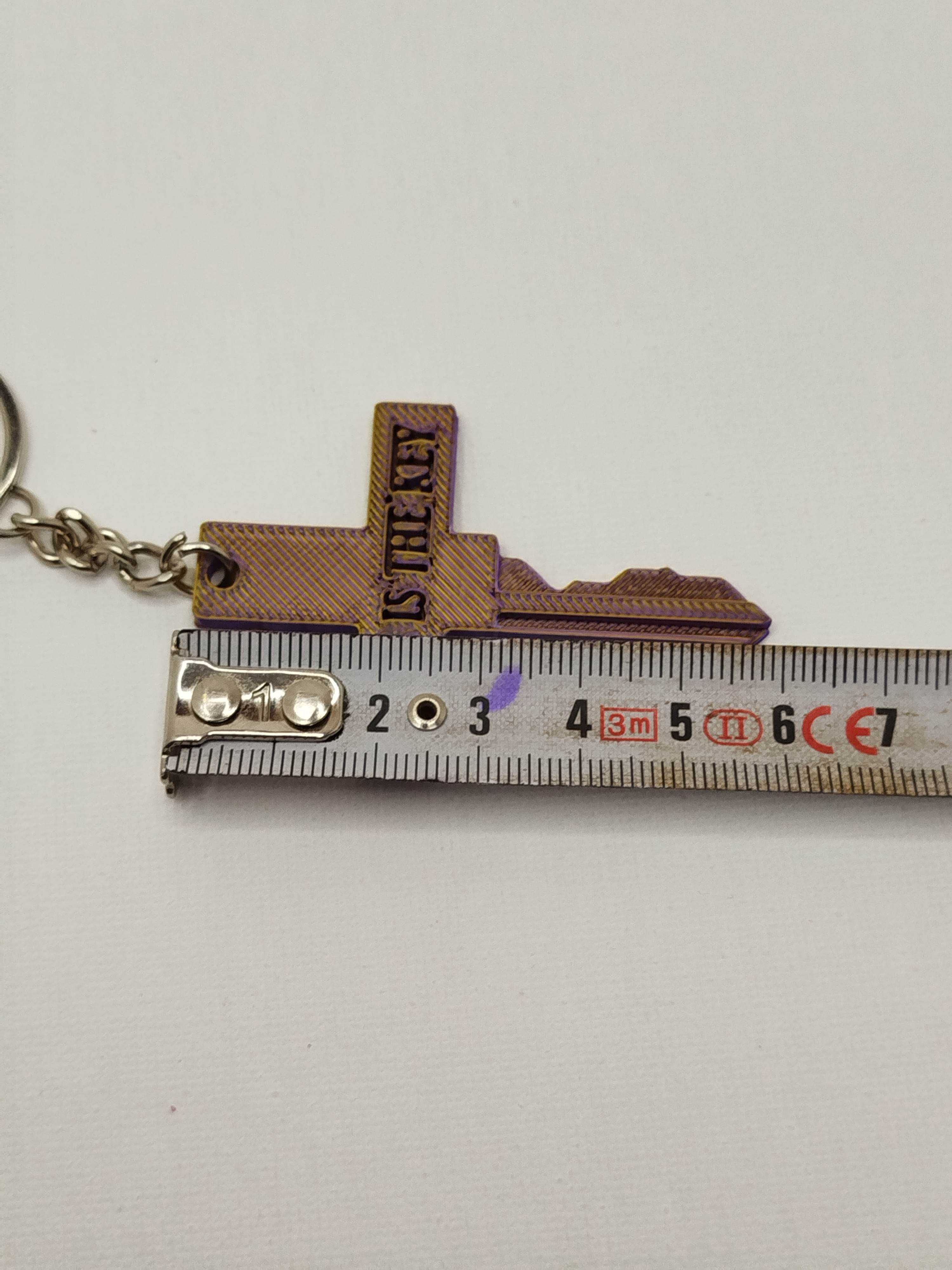 Brelok Krzyż (JESUS IS THE KEY)