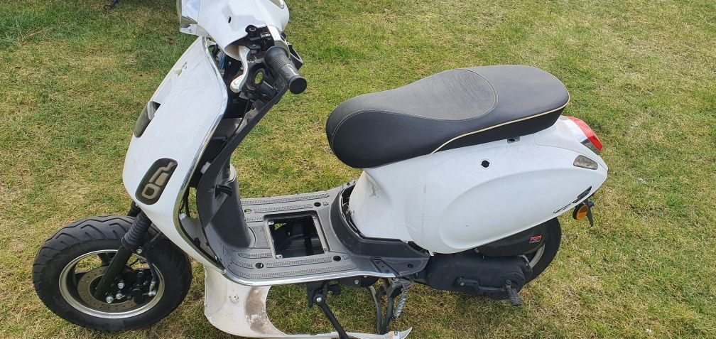 Skuter JM GT Line 50 cc Blanc Euro 4,