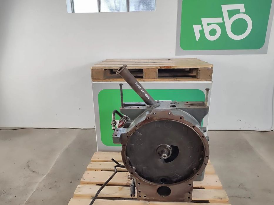 Skrzynia półbiegów  326103050039 FENDT 720 Vario