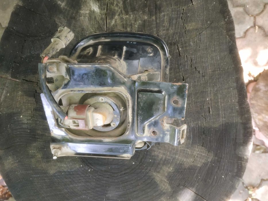 Решетка на противотуманки SUBARU FORESTER (S10, SF) 1997